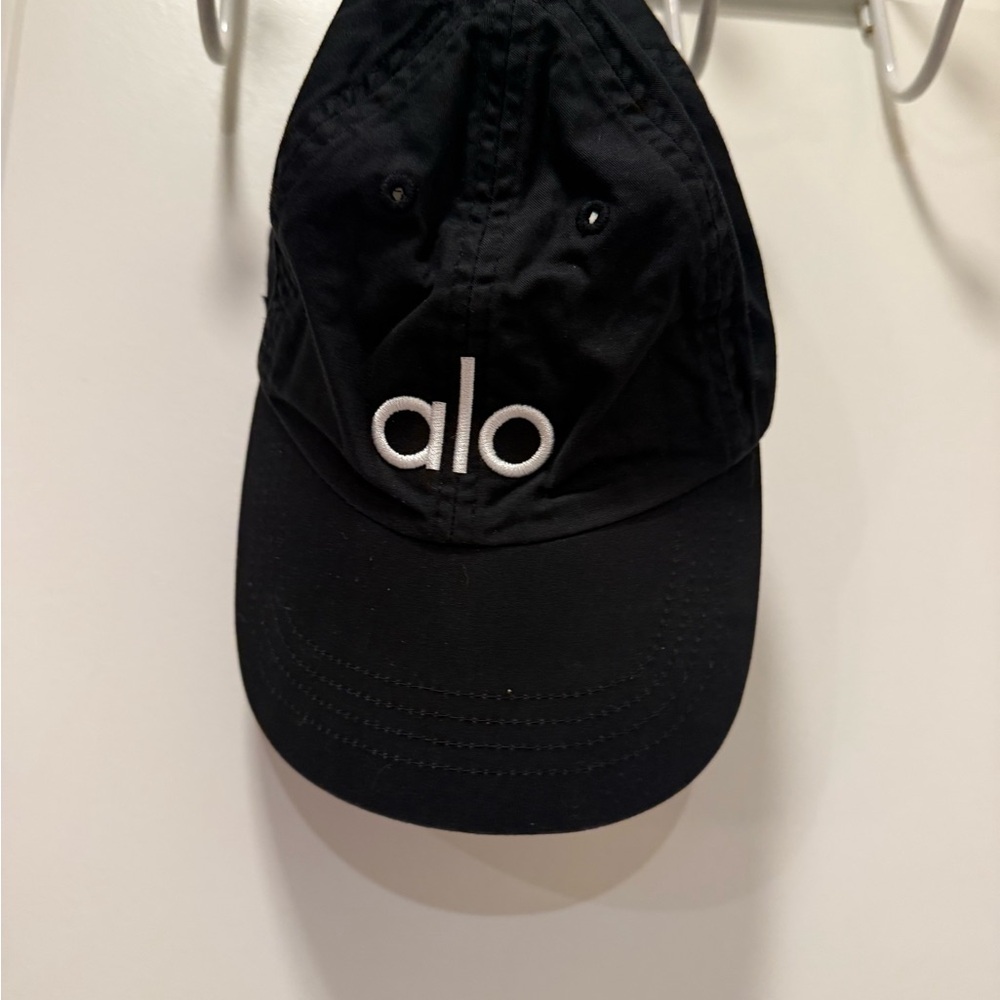 ALO Yoga Black Hat with White Logo